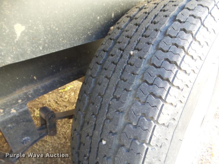 image for item L1721 1998 Prowler camper