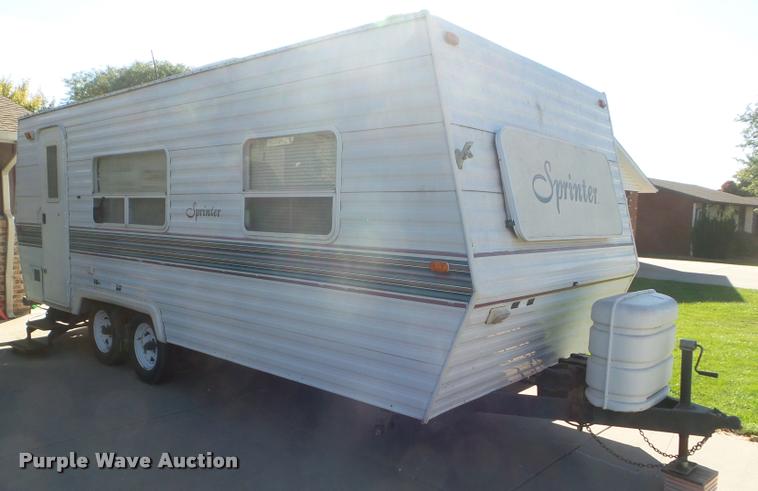 image for item L1722 1996 Keystone sprinter camper