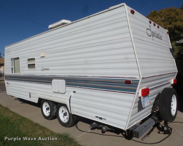 image for item L1722 1996 Keystone sprinter camper