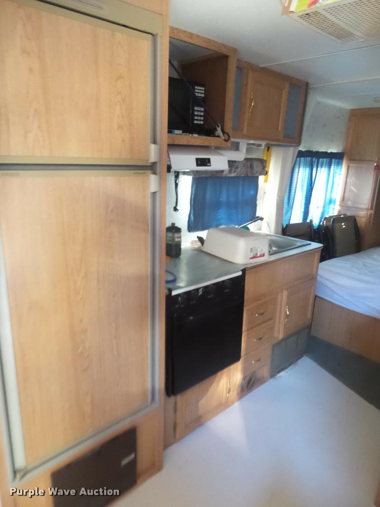 image for item L1722 1996 Keystone sprinter camper