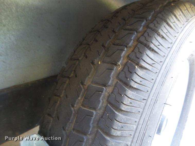 image for item L1722 1996 Keystone sprinter camper