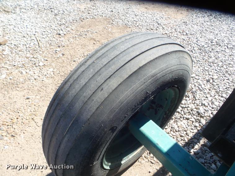 image for item L1723 Detroit pump engine trailer