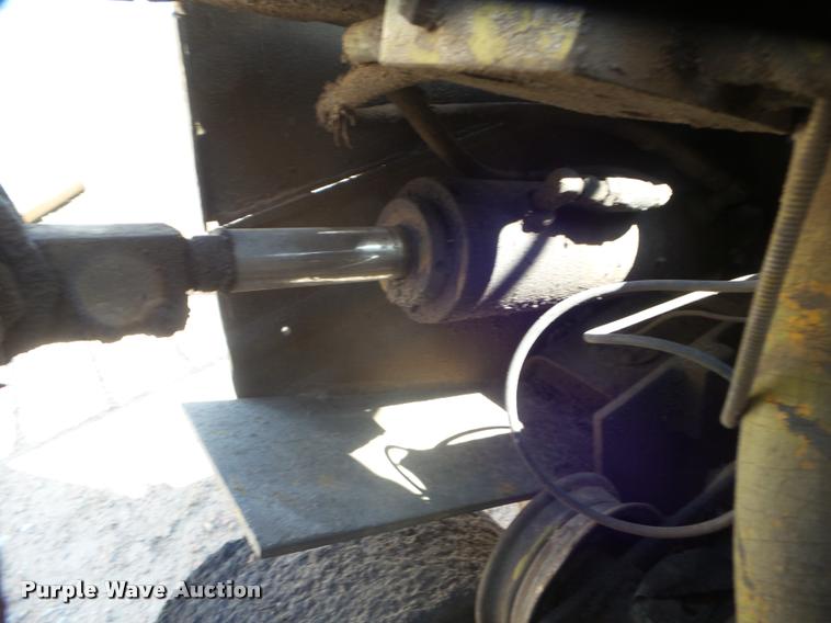 image for item L1725 Yale forklift