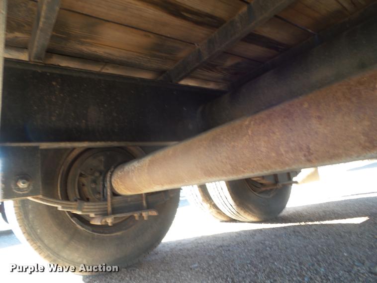 image for item L1733 1989 J-Rod equipment trailer