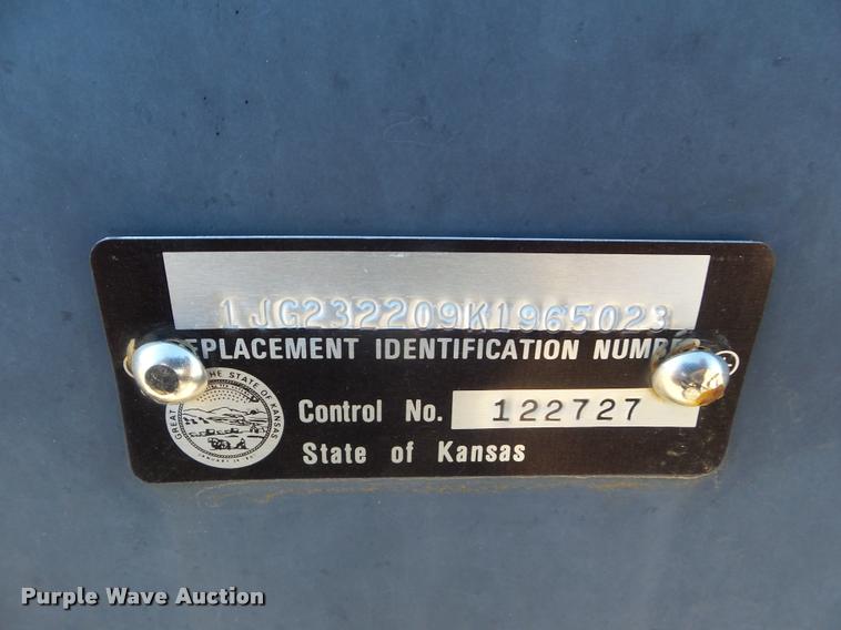 image for item L1733 1989 J-Rod equipment trailer