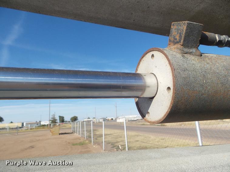 image for item L1737 2016 Ameriquip Eagle 42 boom lift