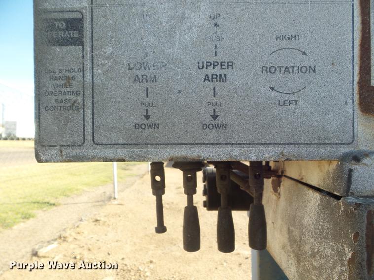 image for item L1737 2016 Ameriquip Eagle 42 boom lift