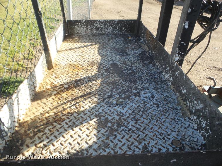 image for item L1737 2016 Ameriquip Eagle 42 boom lift