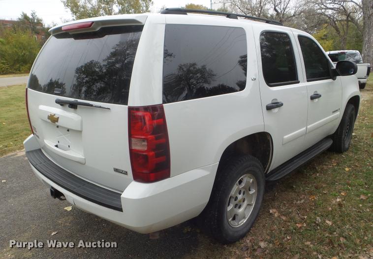 image for item L1740 2009 Chevrolet Tahoe SUV