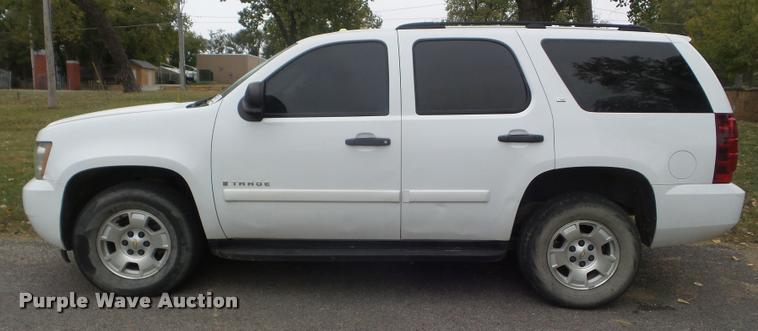 image for item L1740 2009 Chevrolet Tahoe SUV