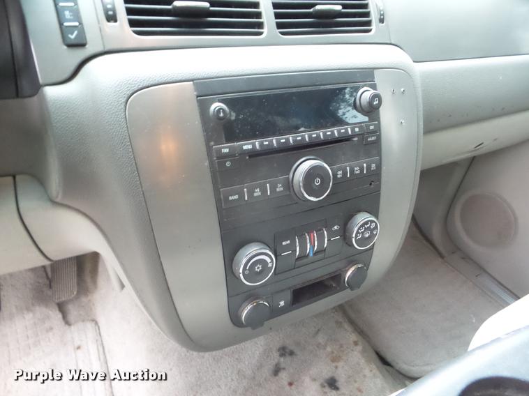 image for item L1740 2009 Chevrolet Tahoe SUV