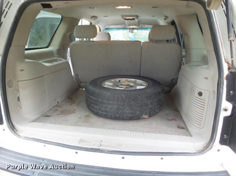 image for item L1740 2009 Chevrolet Tahoe SUV