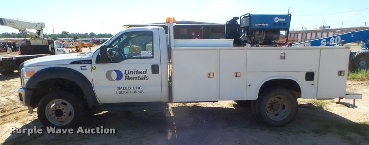 image for item L1742 2011 Ford F550 service truck