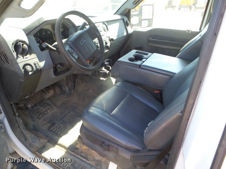 image for item L1742 2011 Ford F550 service truck