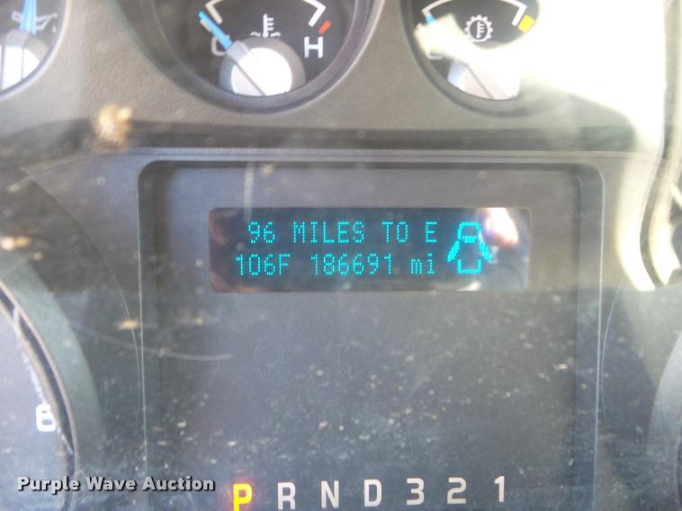 image for item L1742 2011 Ford F550 service truck