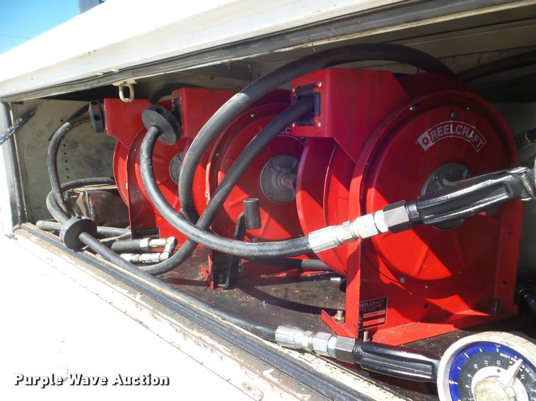 image for item L1742 2011 Ford F550 service truck