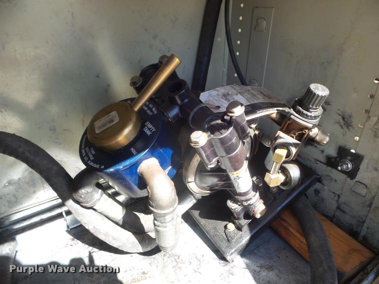 image for item L1742 2011 Ford F550 service truck