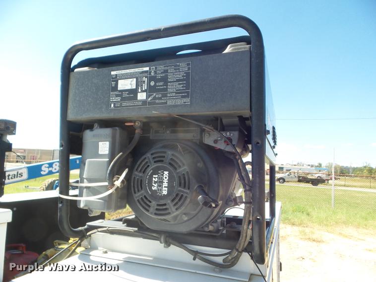 image for item L1742 2011 Ford F550 service truck