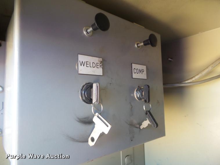 image for item L1742 2011 Ford F550 service truck