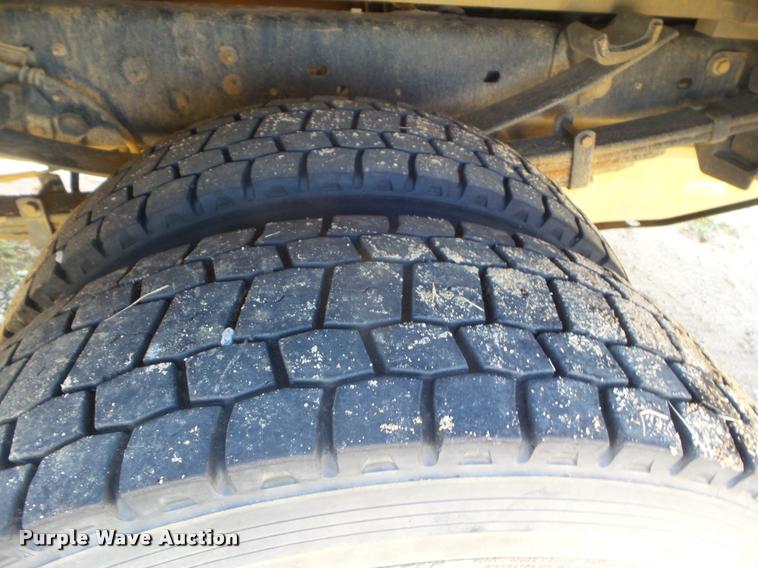 image for item L1742 2011 Ford F550 service truck