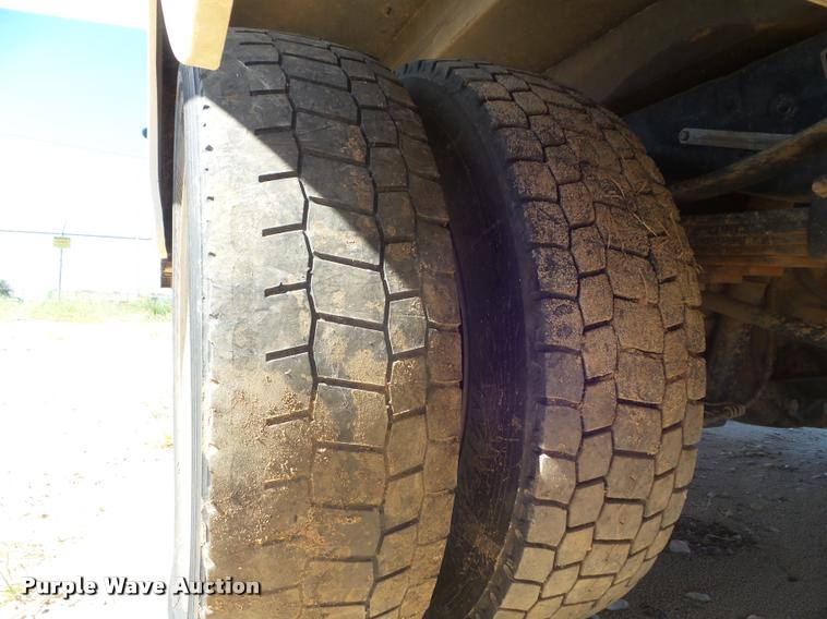 image for item L1742 2011 Ford F550 service truck