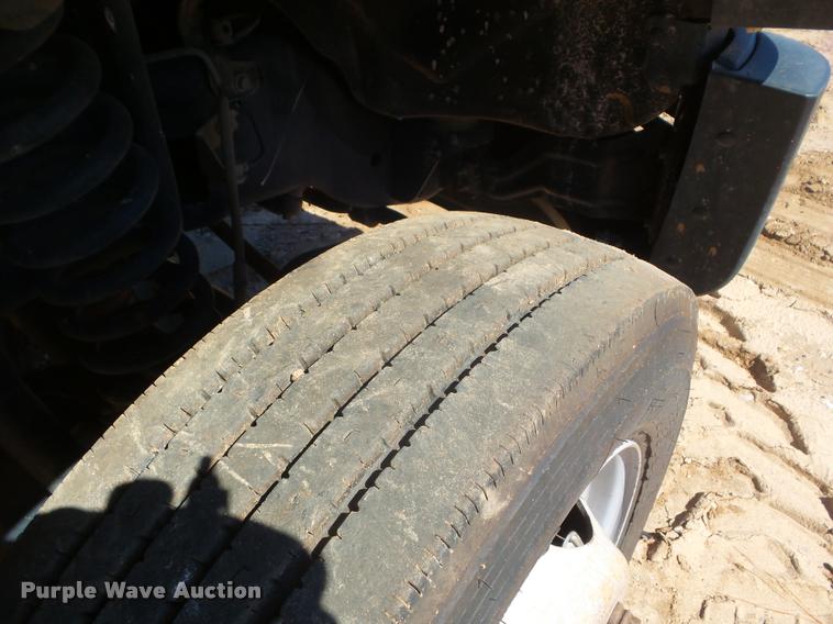 image for item L1742 2011 Ford F550 service truck