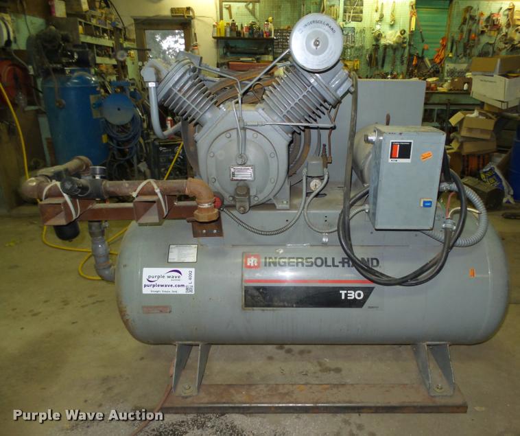 1993 Ingersoll Rand T30 air compressor in Pickrell, NE | Item L4092