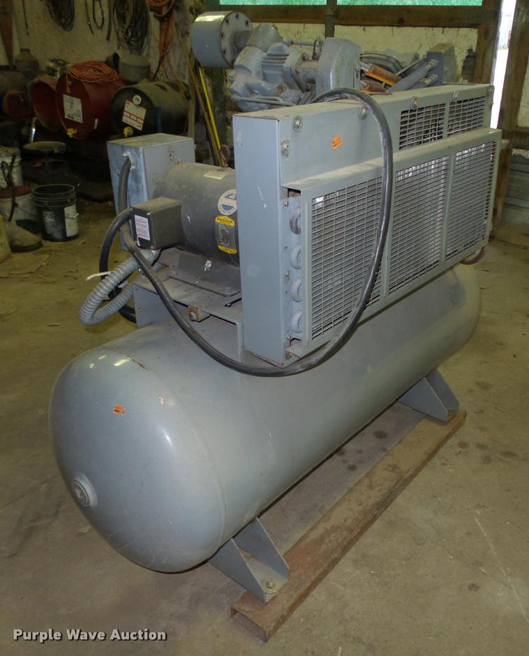 1993 Ingersoll Rand T30 air compressor in Pickrell, NE | Item L4092