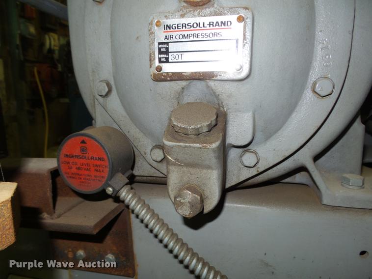 image for item L4092 1993 Ingersoll Rand T30 air compressor
