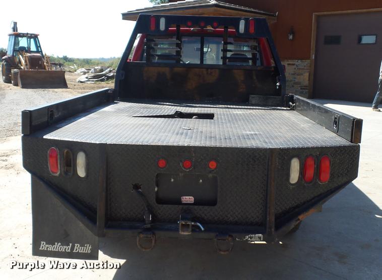 image for item L4250 1996 Ford F250 SuperCab flatbed pickup truck