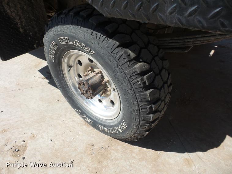 image for item L4250 1996 Ford F250 SuperCab flatbed pickup truck