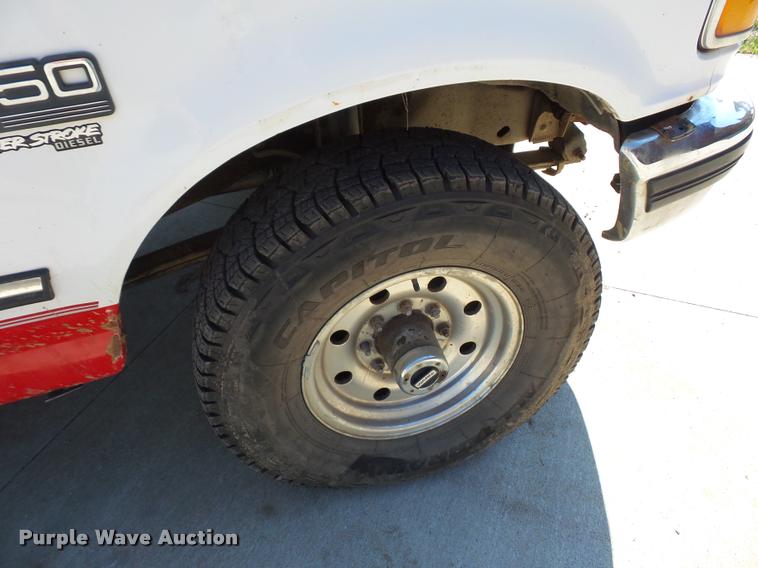 image for item L4250 1996 Ford F250 SuperCab flatbed pickup truck