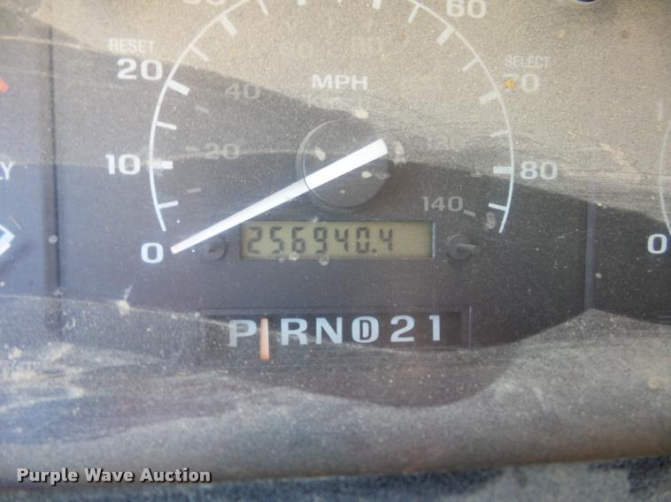 image for item L4250 1996 Ford F250 SuperCab flatbed pickup truck