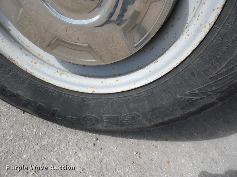 image for item L4367 1997 Ford F250 pickup truck