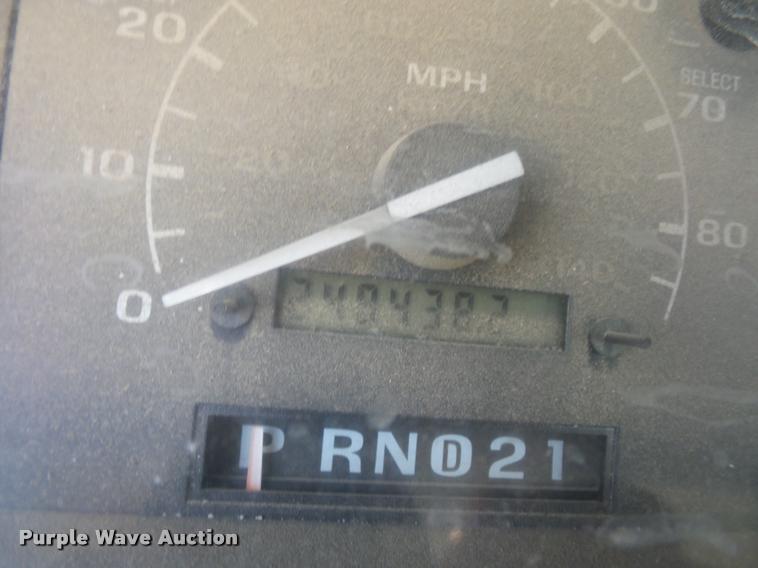 image for item L4367 1997 Ford F250 pickup truck