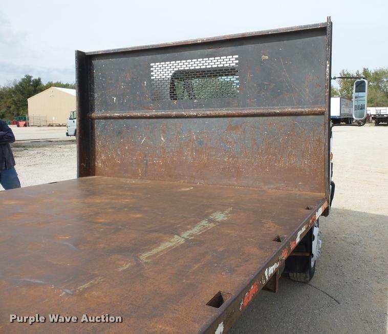 image for item L4381 1994 Isuzu NRR flatbed truck