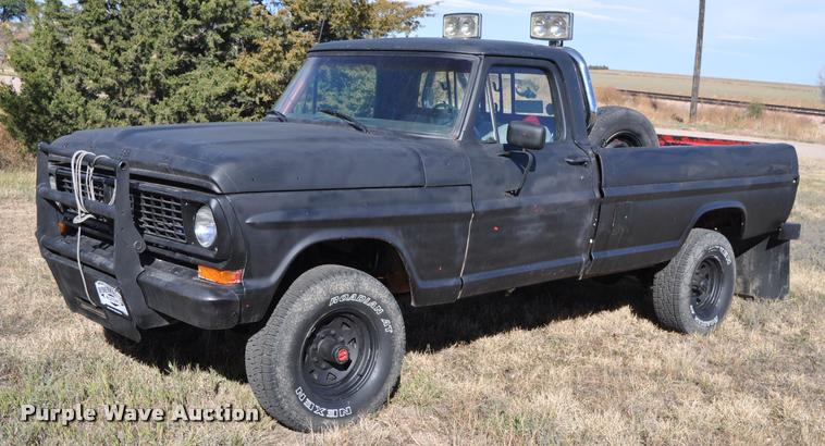 image for item L5020 1970 Ford F250 pickup truck