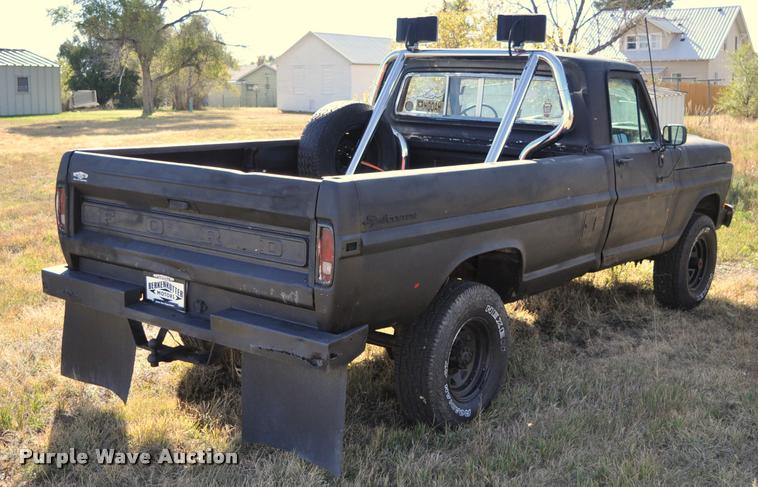 image for item L5020 1970 Ford F250 pickup truck