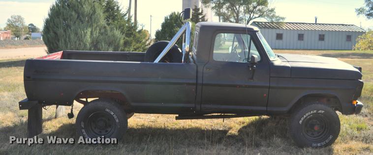 image for item L5020 1970 Ford F250 pickup truck