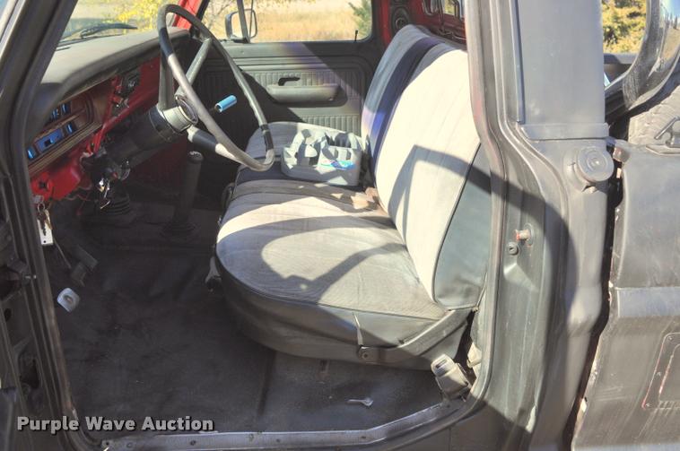 image for item L5020 1970 Ford F250 pickup truck