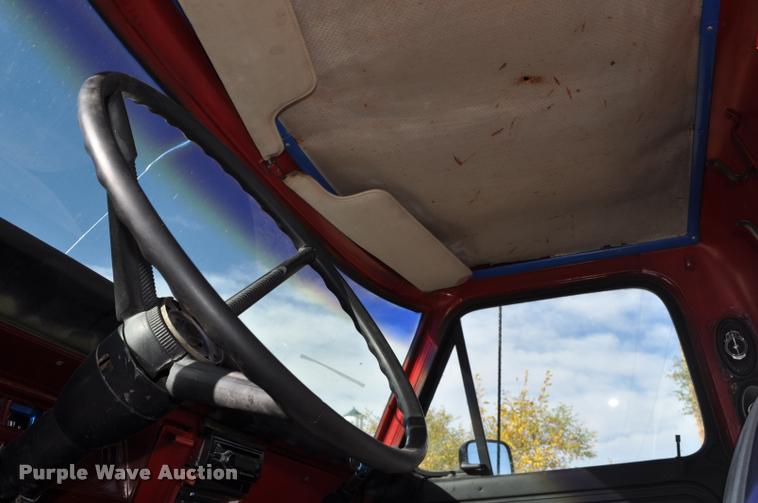 image for item L5020 1970 Ford F250 pickup truck