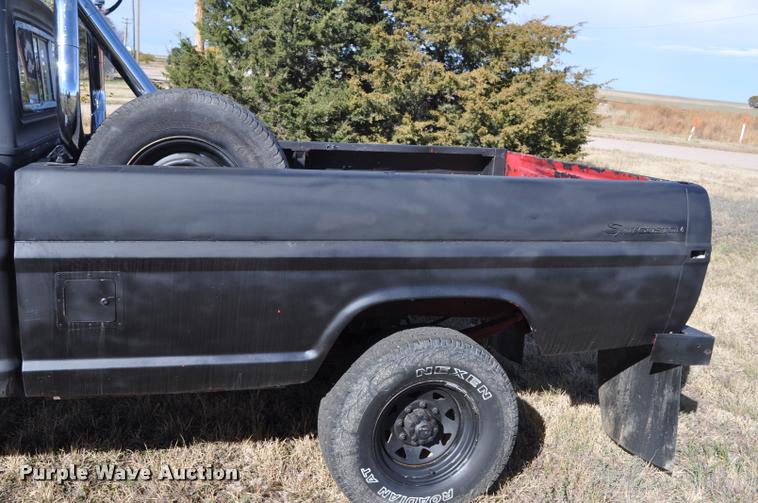 image for item L5020 1970 Ford F250 pickup truck