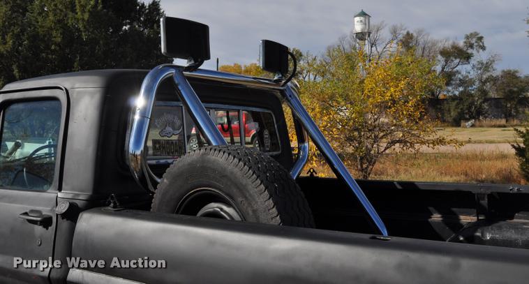 image for item L5020 1970 Ford F250 pickup truck