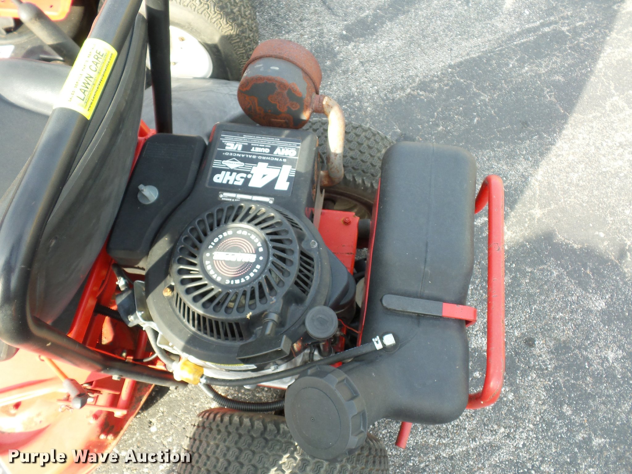 Snapper 1438H lawn mower in Desoto, MO Item AX9103 sold Purple Wave