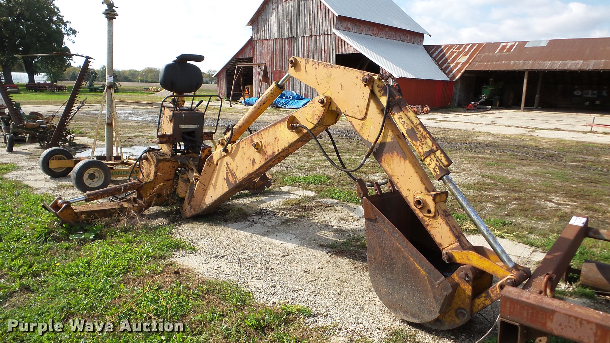 John Deere backhoe attachment in Minooka, IL Item DA8932 sold