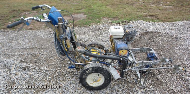 image for item AG9338 Graco Line Lazer 3900 paint striper