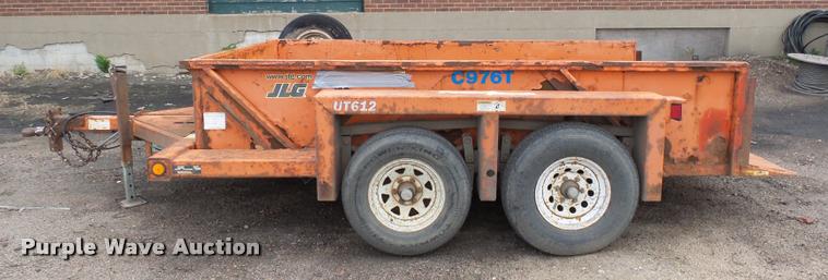 image for item AL9087 2004 JLG UT612 utility trailer