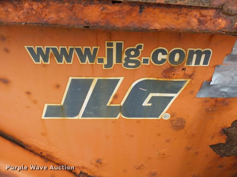 image for item AL9087 2004 JLG UT612 utility trailer