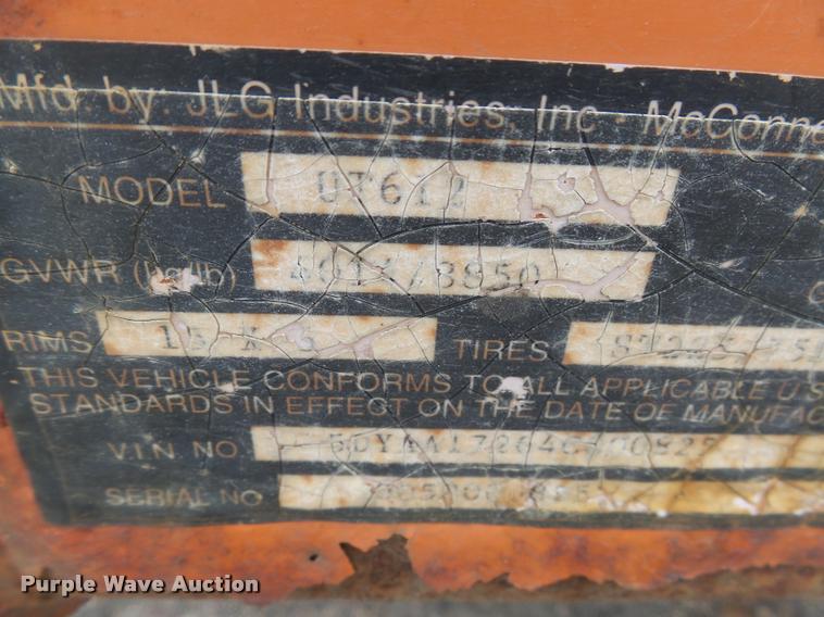 image for item AL9087 2004 JLG UT612 utility trailer