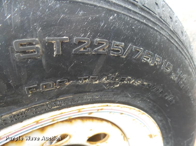 image for item AL9087 2004 JLG UT612 utility trailer